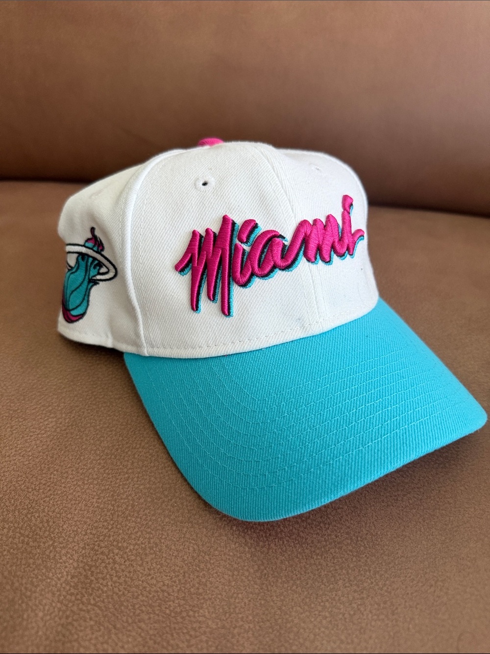 Miami Heat Vice City / Miami Vice-style New Era 9TWENTY snapback